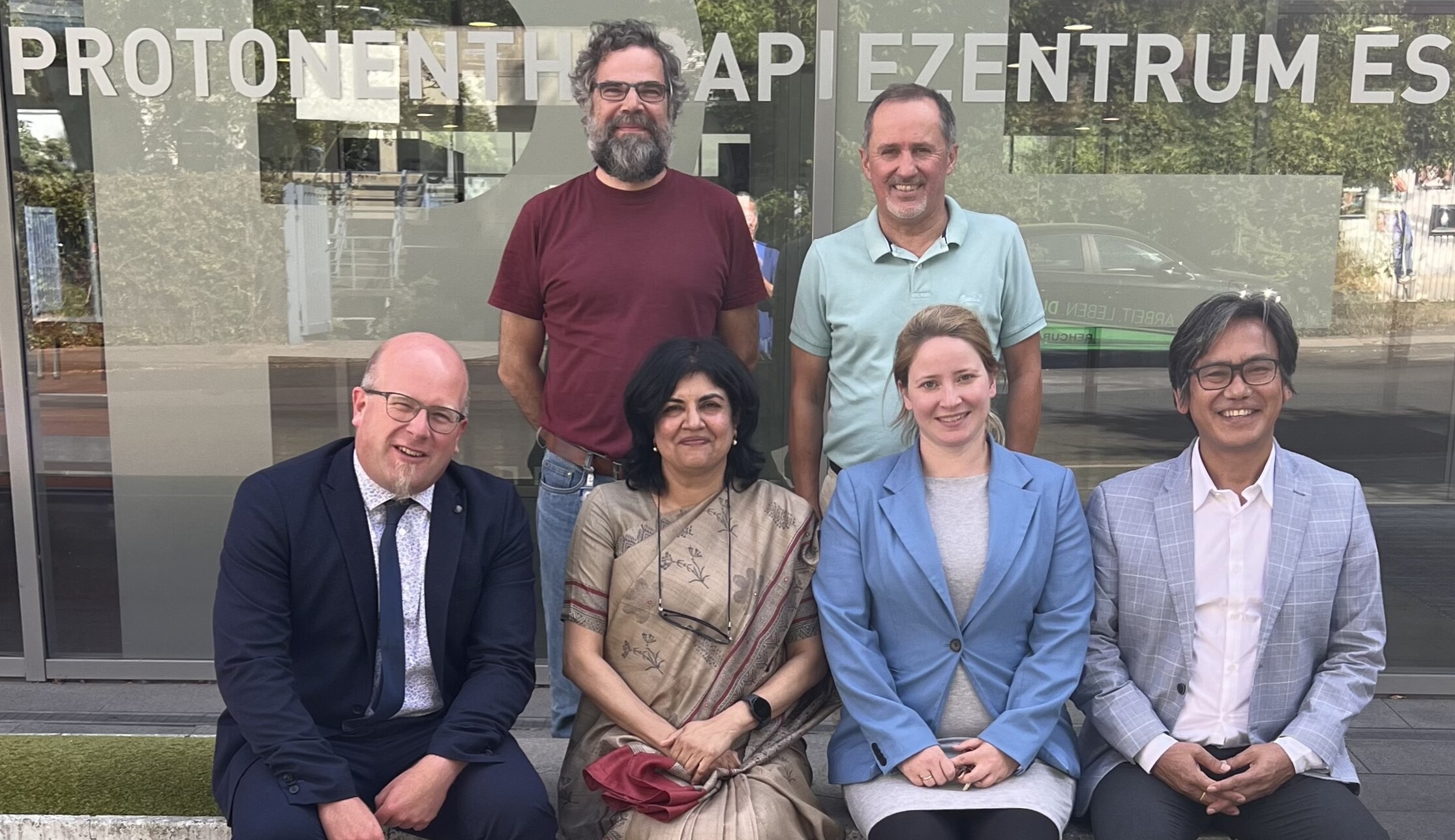 Besucher im WPE aus dem Apollo Proton Cancer Center in Indien - Titelbild