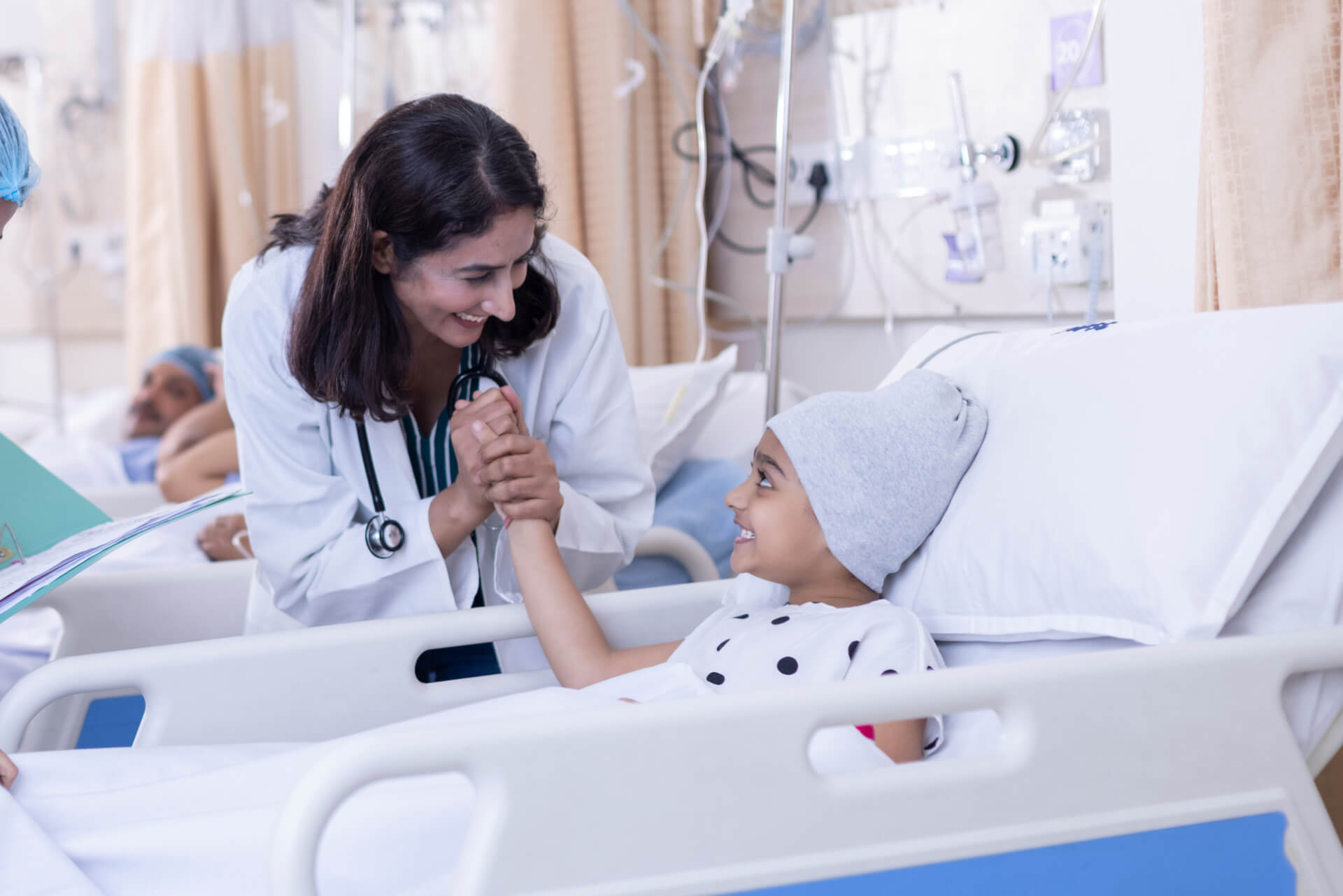 Neue &Uuml;bersichtsarbeit zur Strahlentherapie bei embryonalen Tumoren - Titelbild
