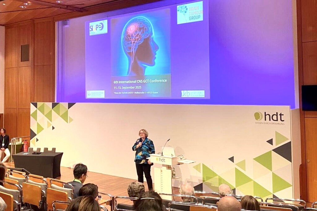 Prof.'in Angelika Eggert richtete Grußworte der UME