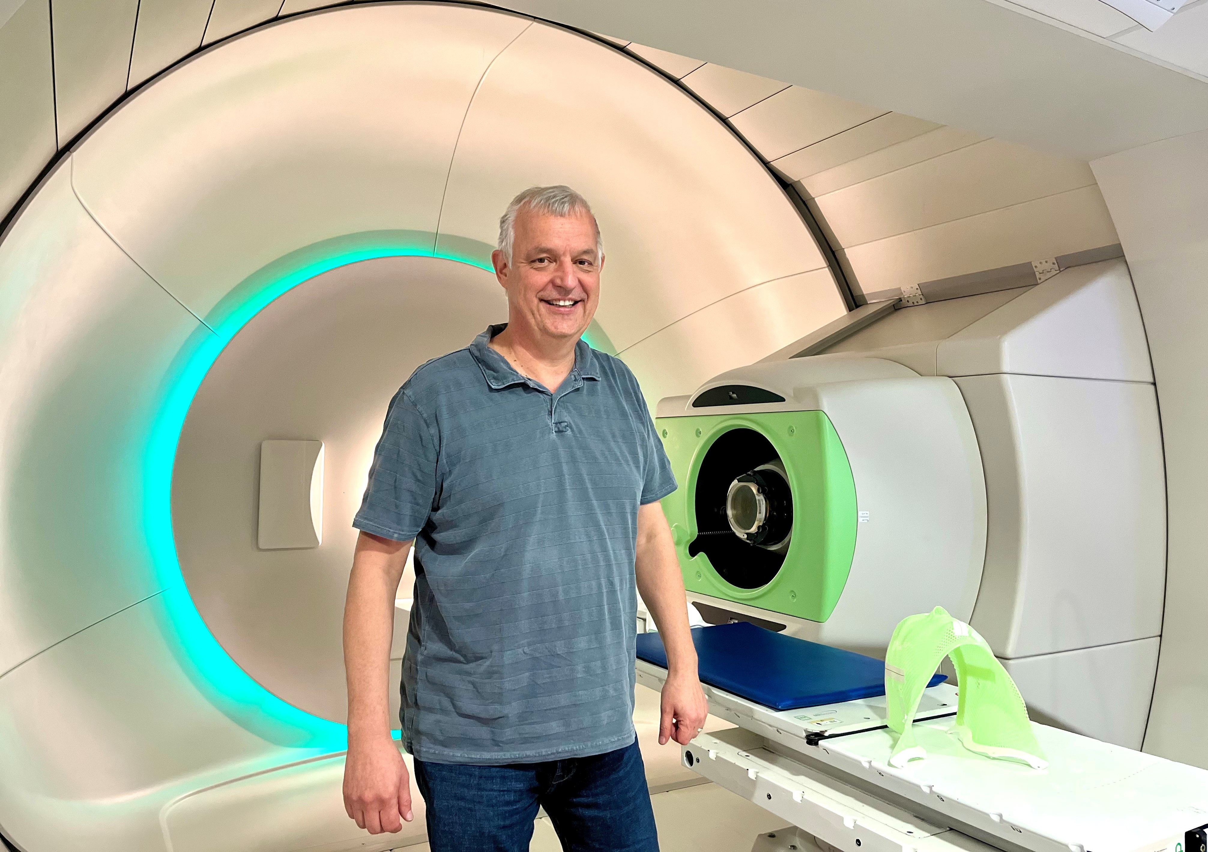 6000. Patientenbehandlung am WPE: Mit Protonen gegen einen Hirntumor - Titelbild